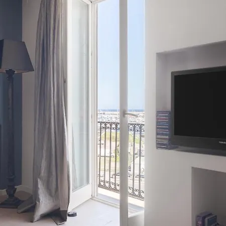 La Cala Terrace By Domusicily Daire